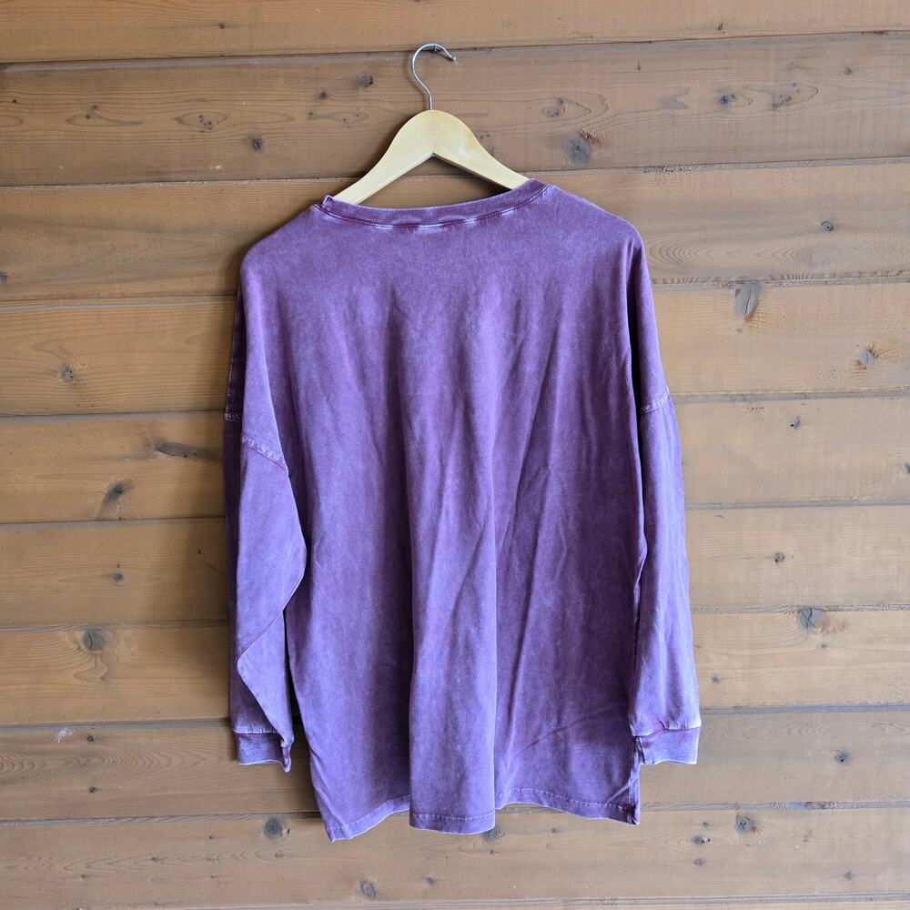 Virginia Tech Shirt NWT College Long Sleeve Tee Acid Wash Chicka-d Top M Tshirt - Picture 5 of 5